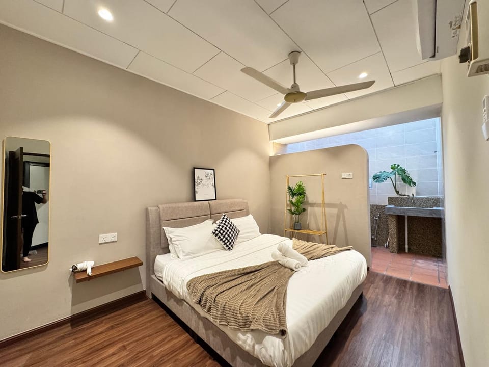 Bed, Bedroom, hair dryier, air conditioner