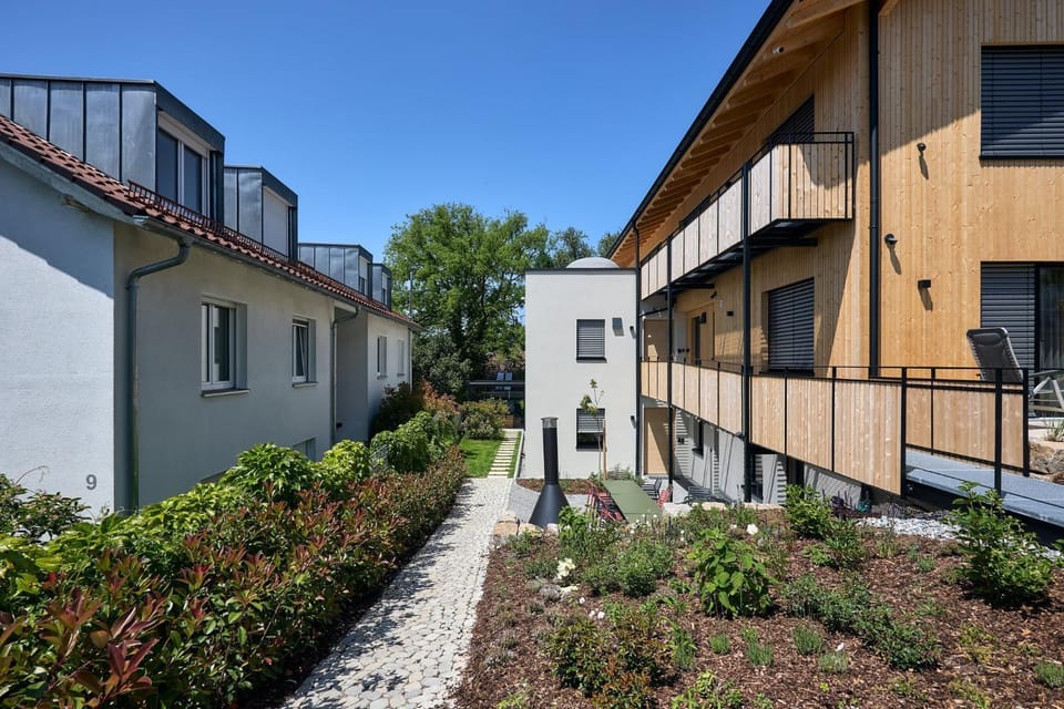 Property building, Balcony/Terrace