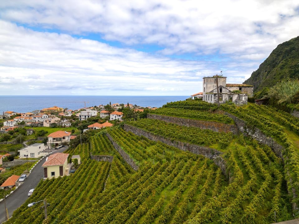 Day, Neighbourhood, Natural landscape, Bird's eye view, Mountain view