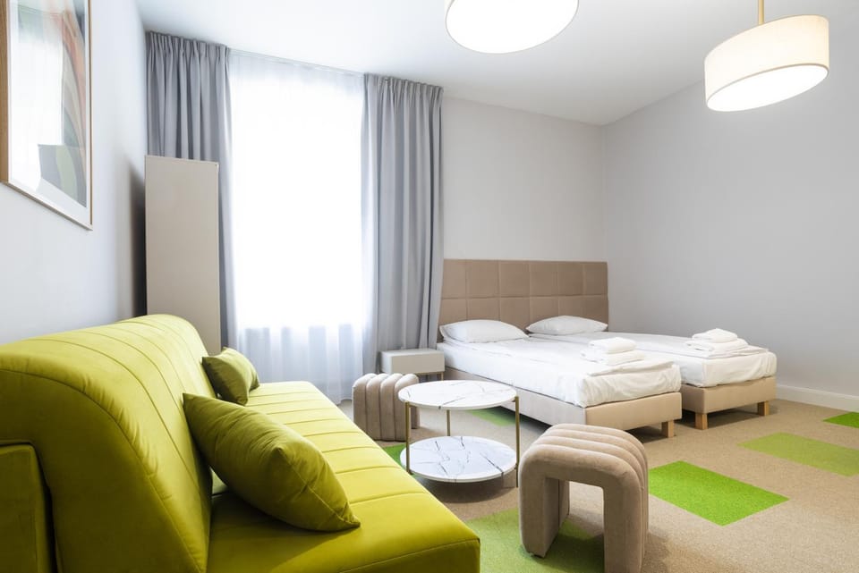 Bed, Living room, Photo of the whole room, Seating area, Bedroom