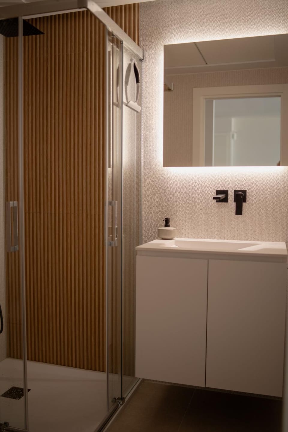 Shower, Bathroom