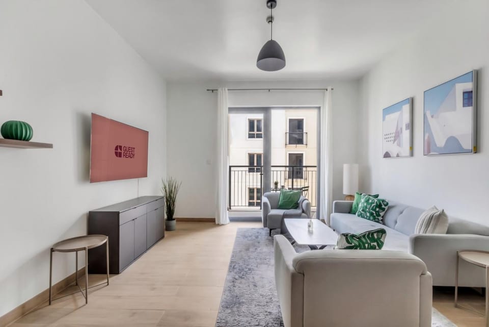 GuestReady - Chic coastal living at Port de La Mer Apartment in Dubai