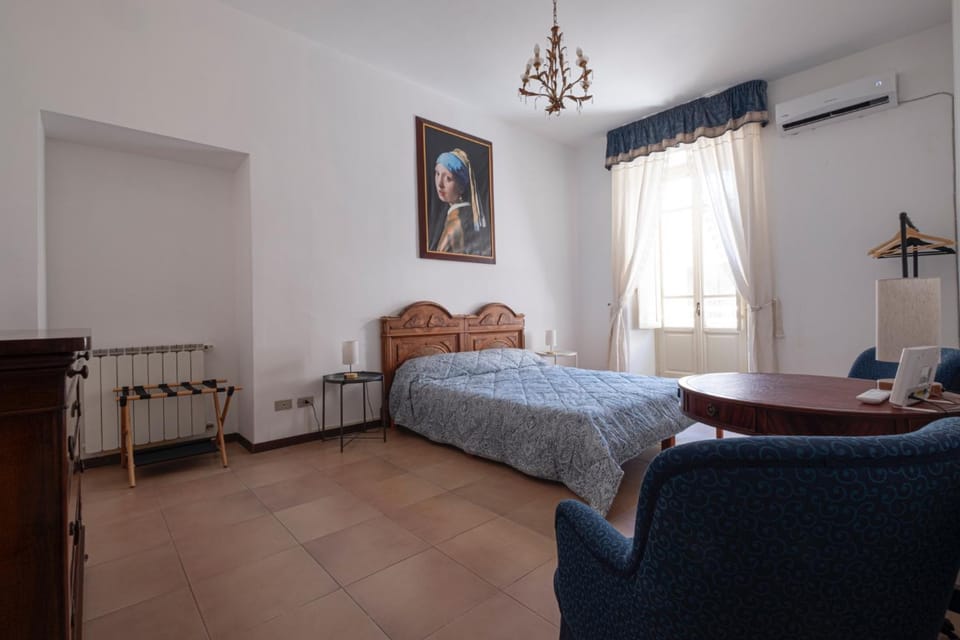 Balcony/Terrace, Photo of the whole room, Bedroom, air conditioner