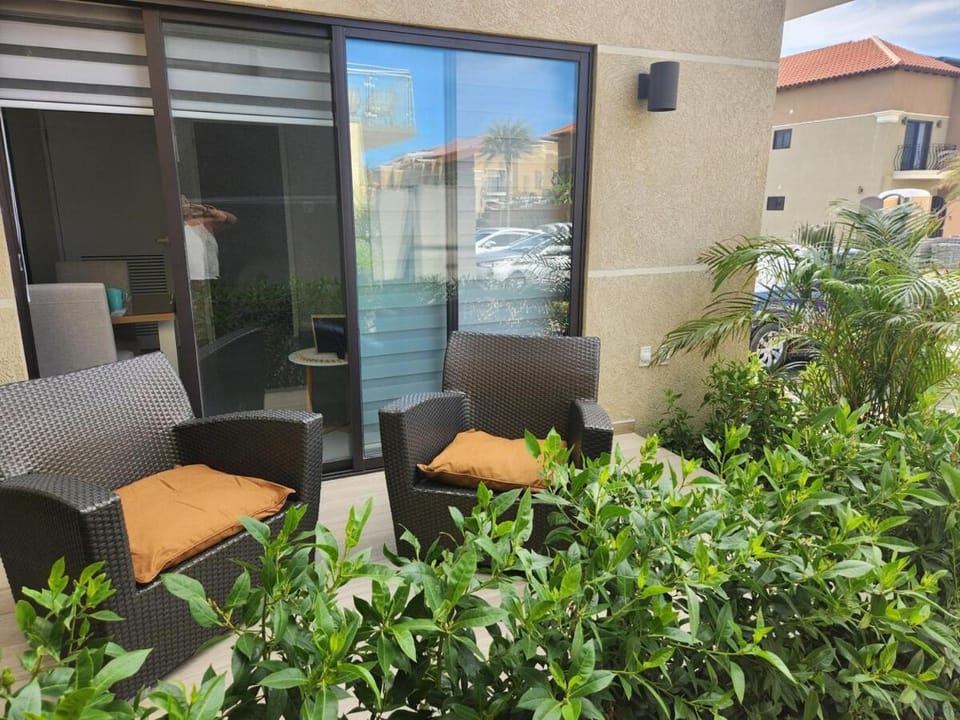 New! Cozy Condo 1 BR Gold Coast Aruba Apartment in Noord