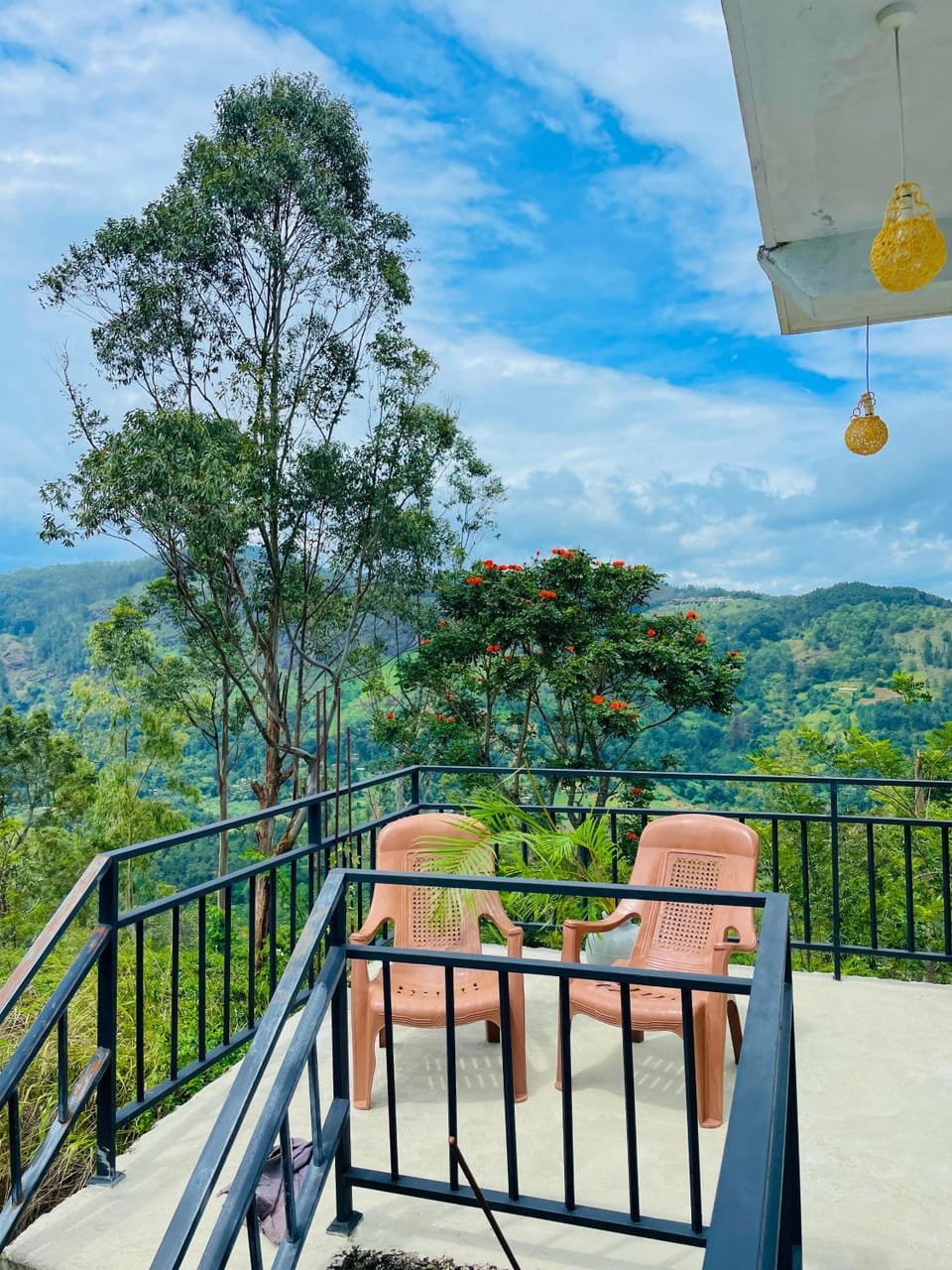 Patio, Day, View (from property/room), Balcony/Terrace, Mountain view