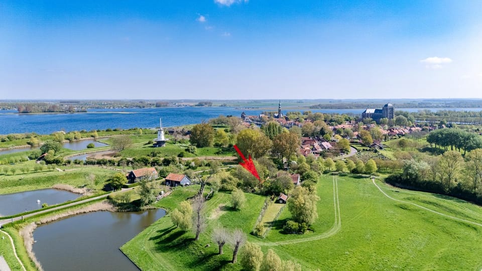 Vrijvakantiehuis het SpaarPotje Veere House in Kamperland