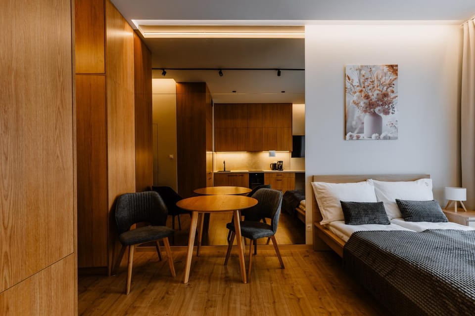 APARTAMENTY ARTE - Rezydencja Ogród Saski 152 - faktura VAT Apartment in Poland