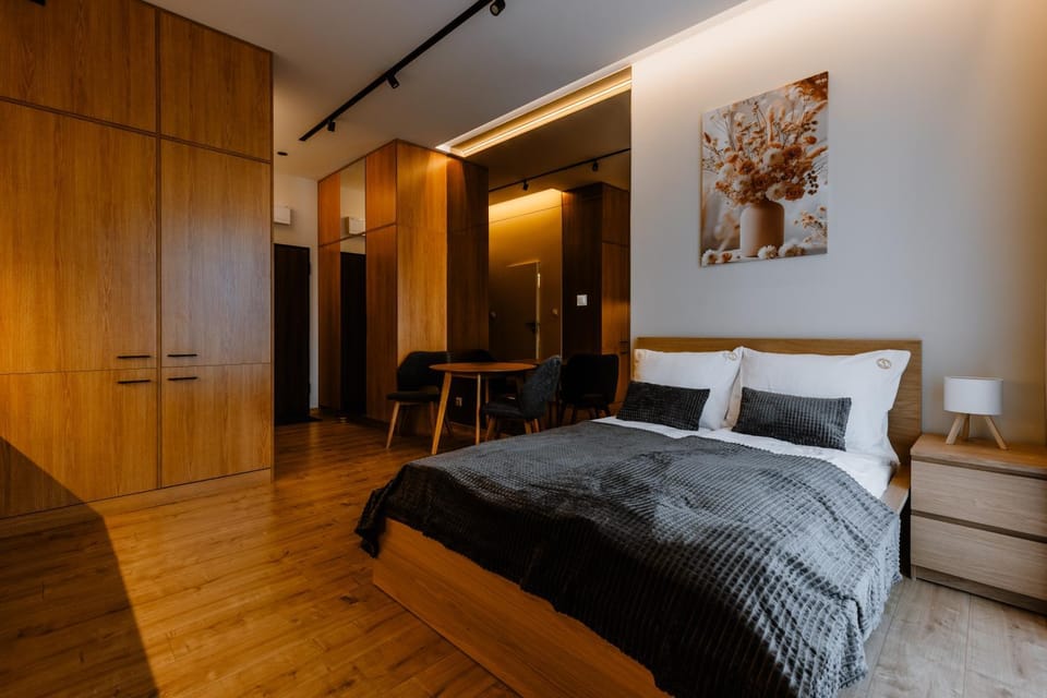 APARTAMENTY ARTE - Rezydencja Ogród Saski 152 - faktura VAT Apartment in Poland