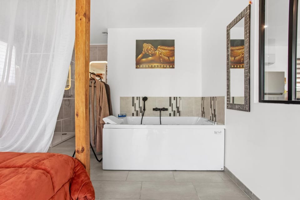Le Second Paradis House in Besse-sur-Issole