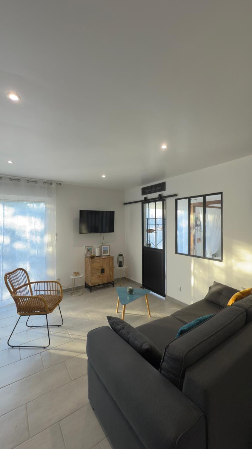 Property building, Living room