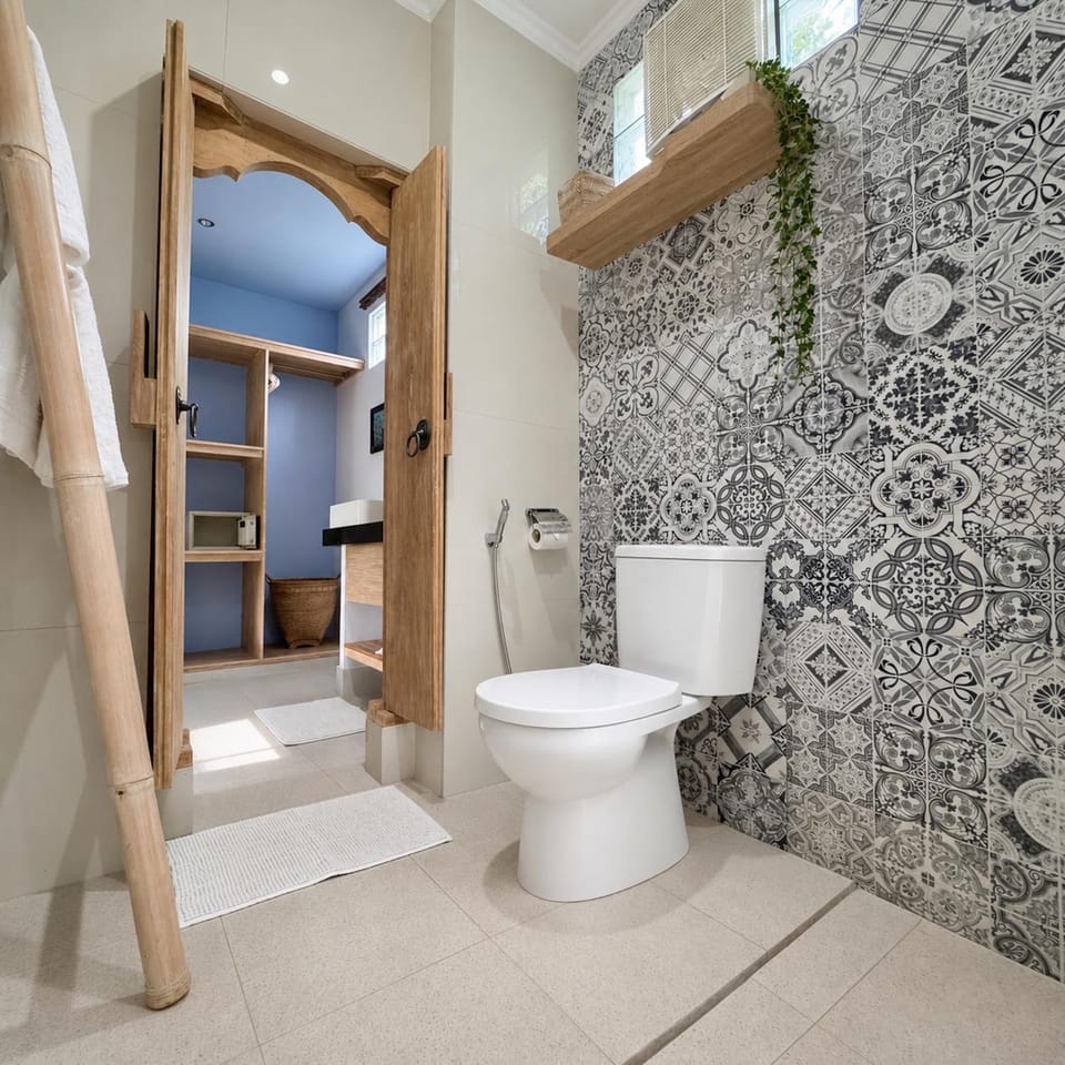 Shower, Toilet, Bathroom, bidet, towels