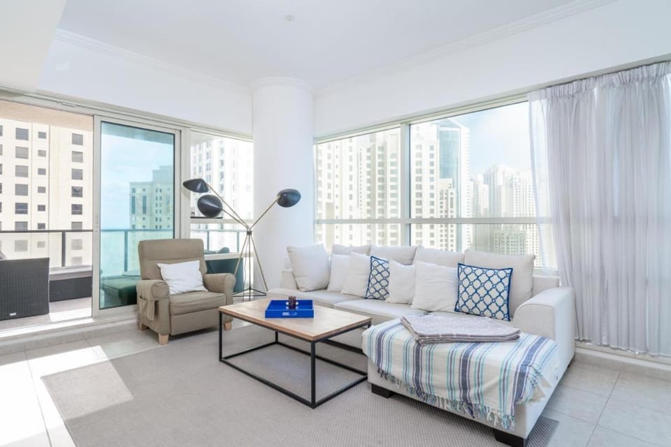 NH Luxury 2BR, Marina & Palm Views with Pool & Gym Access Apartment in Dubai