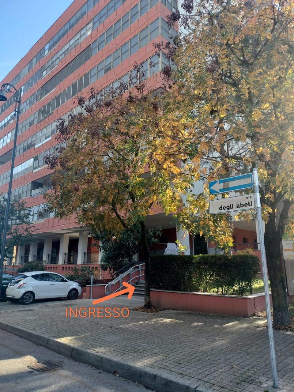Property building, Neighbourhood