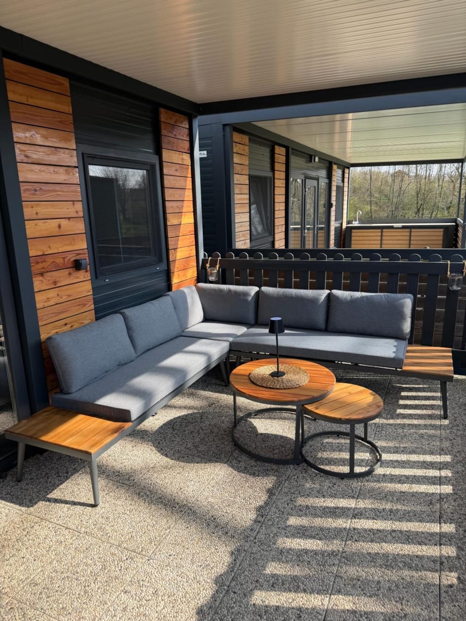 Patio, Balcony/Terrace, Seating area