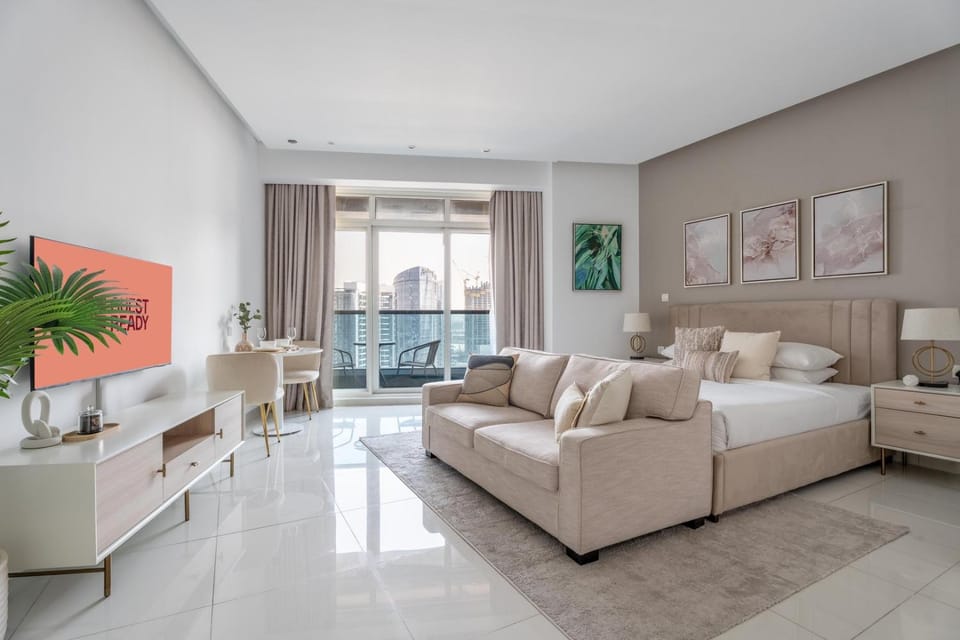 GuestReady - Canal View Studio | Near Dubai Mall Apartment in Dubai