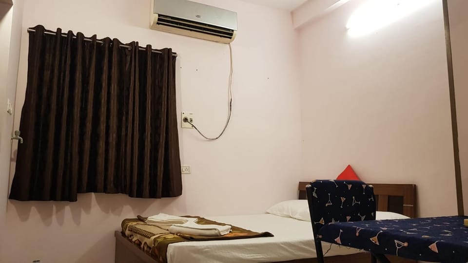 The Leisures 1BHK and 2BHK Service Apartments Apartment in Chennai