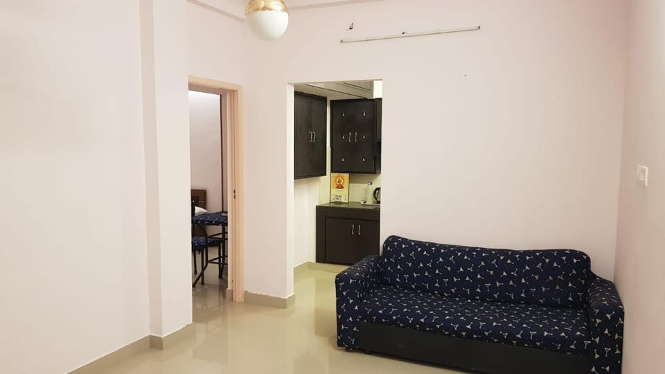 The Leisures 1BHK and 2BHK Service Apartments Apartment in Chennai