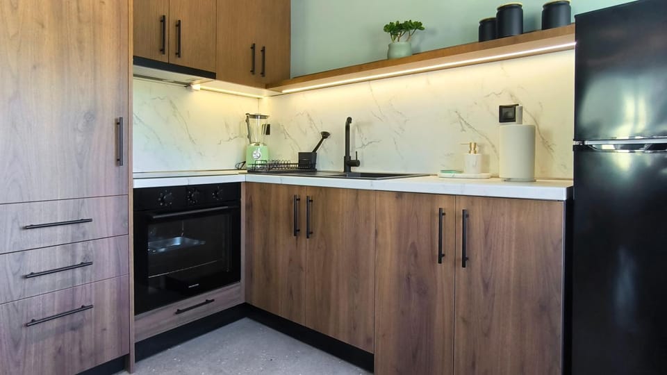 Kitchen or kitchenette, oven, stove