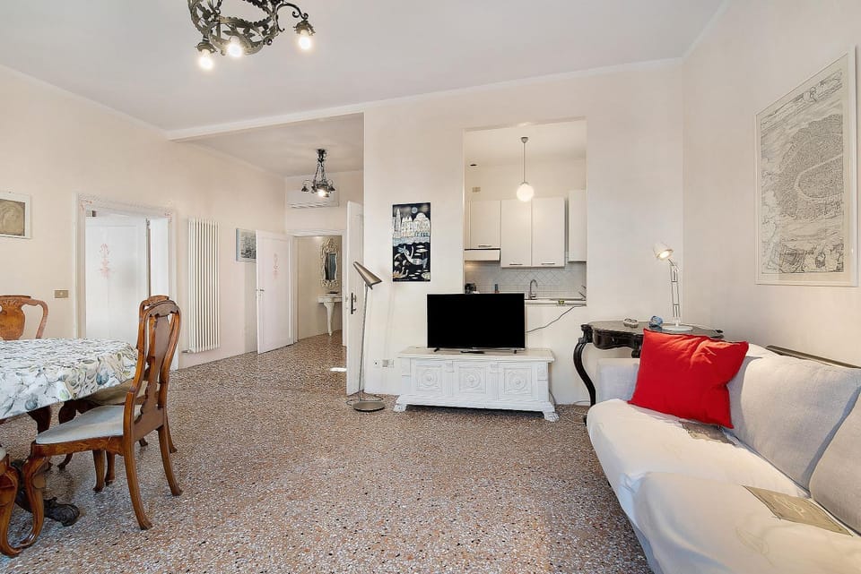 Property building, Living room
