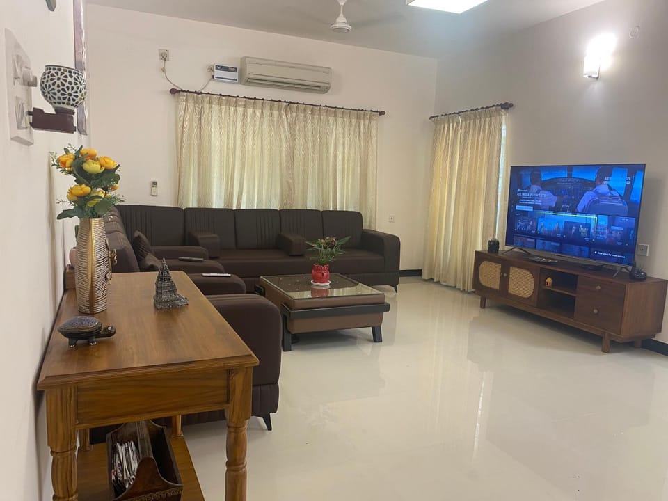 SHASHAS COZY MENAGE - An Independent Villa House in Tamil Nadu
