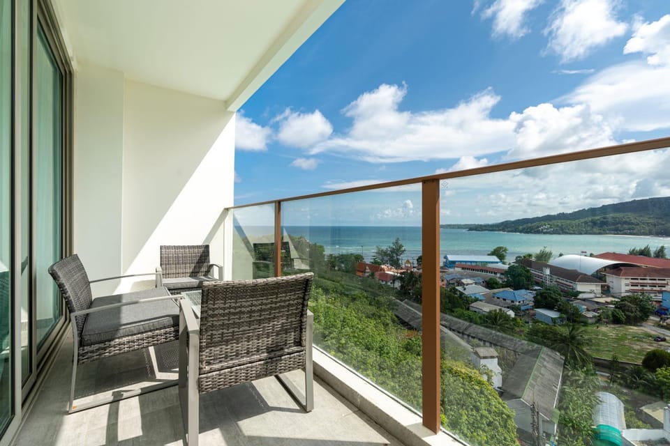 Patio, Day, Natural landscape, View (from property/room), Balcony/Terrace, Seating area, Sea view