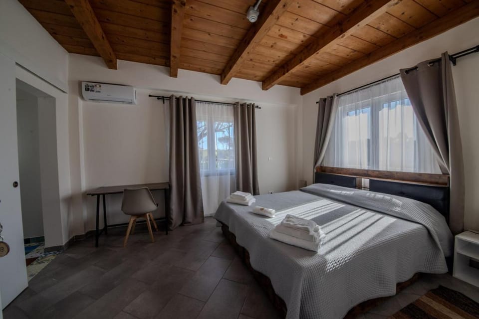 Casale in legno nella natura laziale Bed and Breakfast in Rome