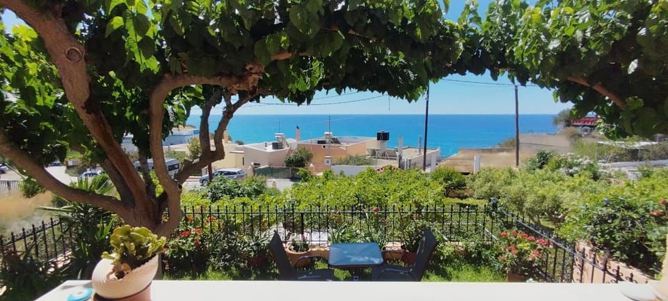 Balcony/Terrace, Garden view, Sea view