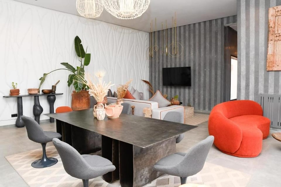 TV and multimedia, Living room, Dining area