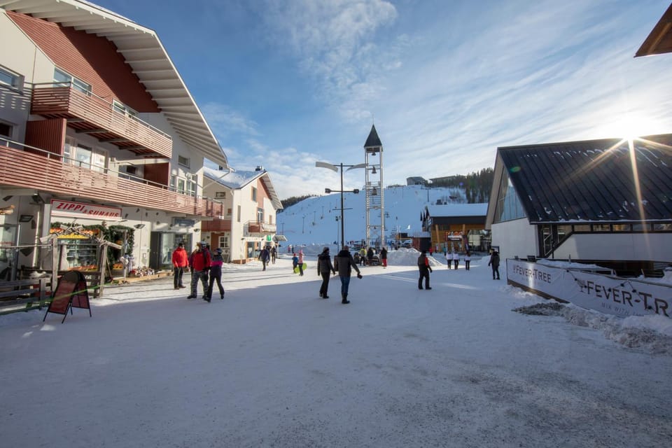 Ski Center Alpine Houses A6 House in Lapland