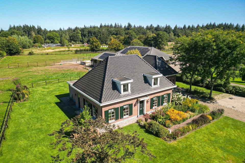 Landgoed Steenbergen Bed and Breakfast in Overijssel (province)