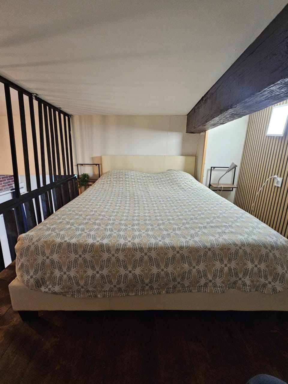 Duplex à 15 min à pieds de la gare, centre historique Montluçon Apartment in Montluçon