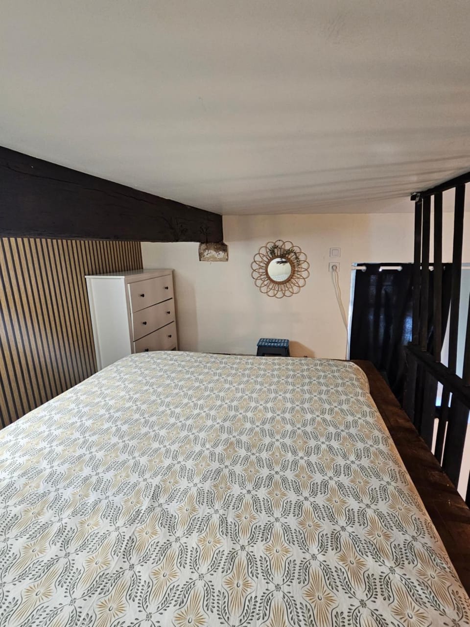 Duplex à 15 min à pieds de la gare, centre historique Montluçon Apartment in Montluçon