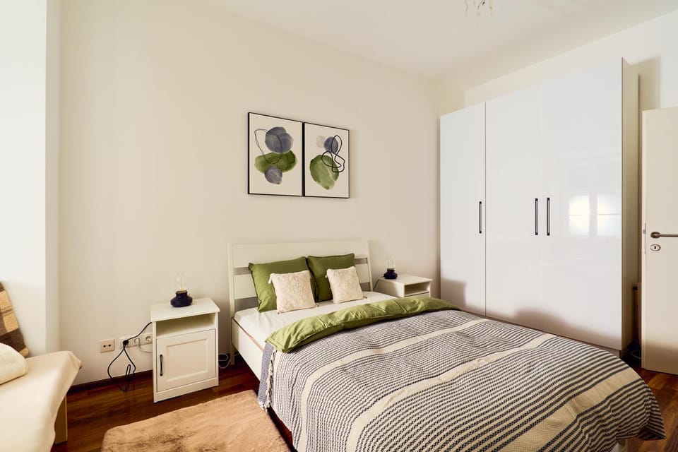 Bed, Bedroom, wardrobe