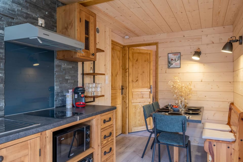 Mont Blanc chain view hike relaxation Apartment in Les Houches