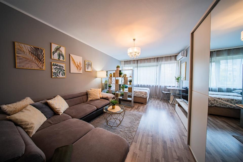 Living room, Photo of the whole room, Seating area