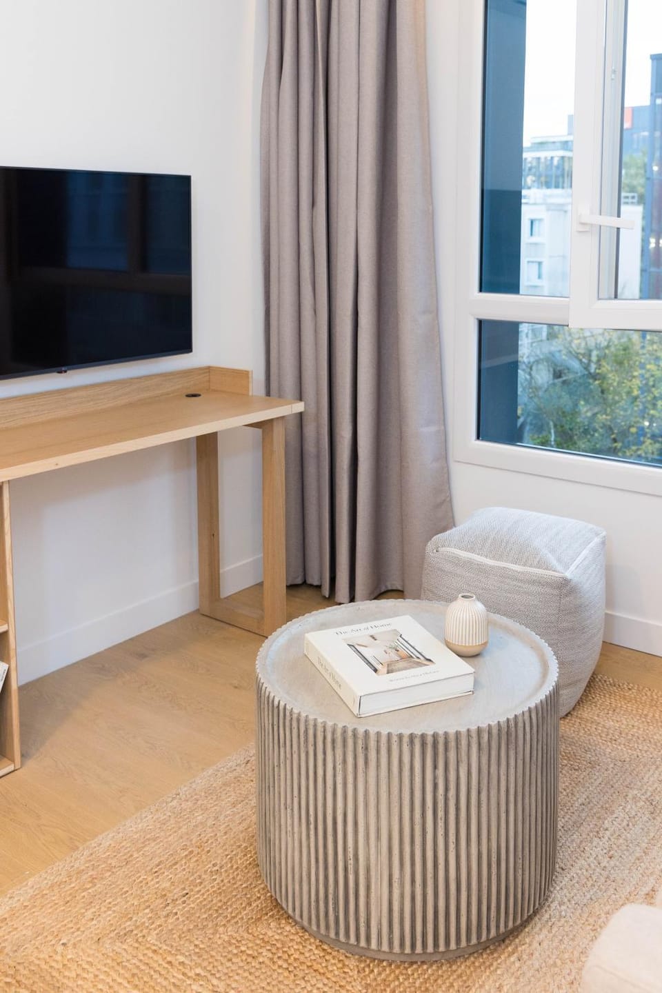 BABEL COMMUNITY Hôtel Saint-Quentin-en-Yvelines Gare Apartment hotel in Montigny-le-Bretonneux