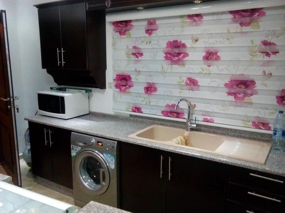 Fully Furnished apartment for rent in Amman Khalda Apartment in Africa