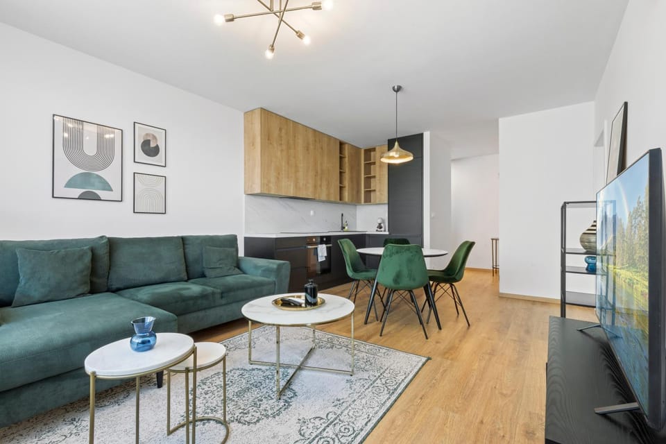 Communal lounge/ TV room, TV and multimedia, Kitchen or kitchenette, Living room, Seating area, Dining area
