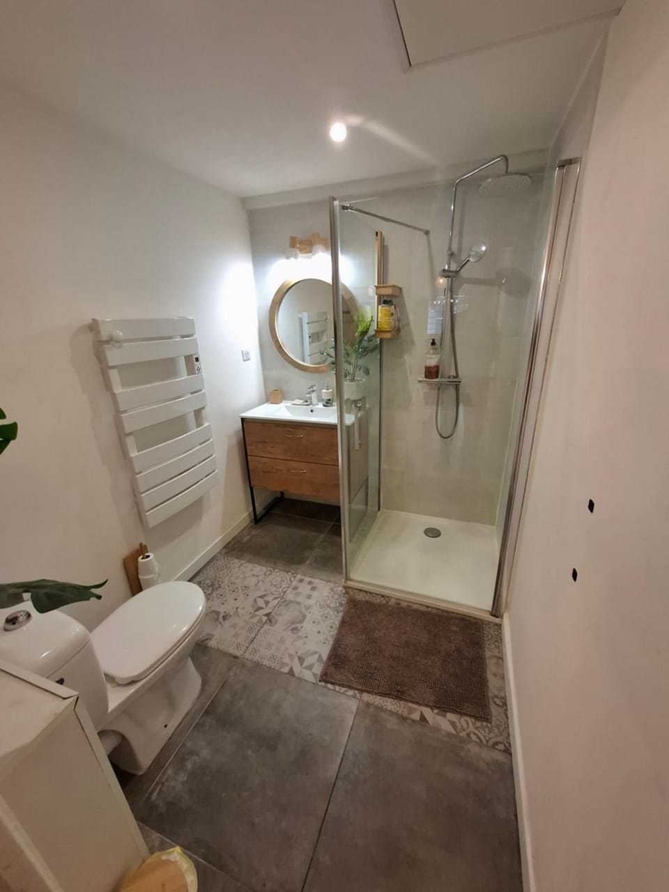 Shower, Bathroom