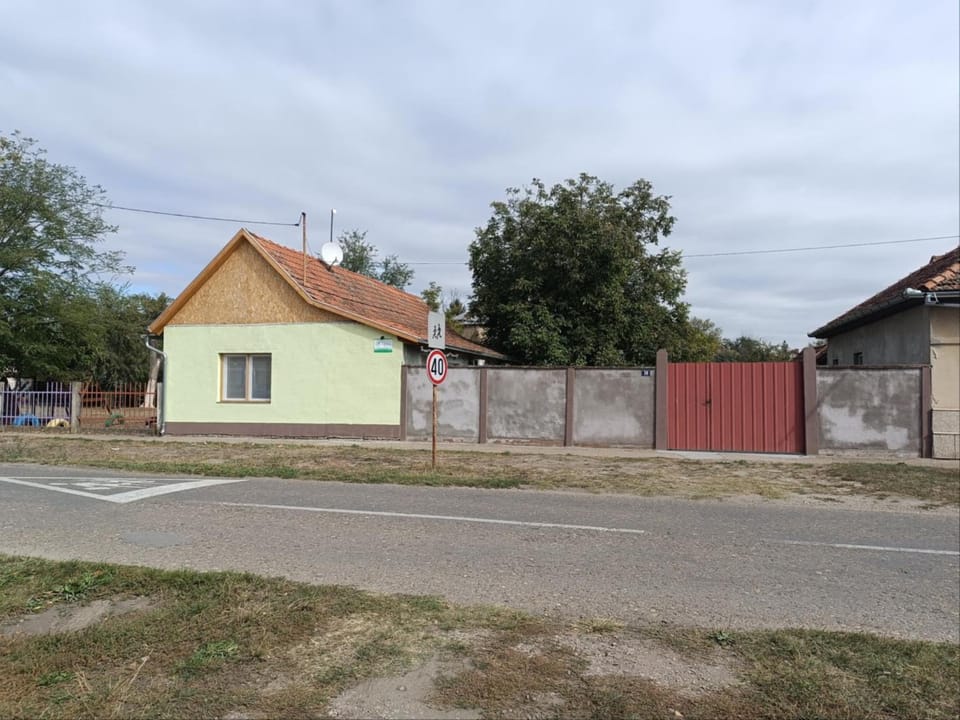 Property building, Neighbourhood, Street view