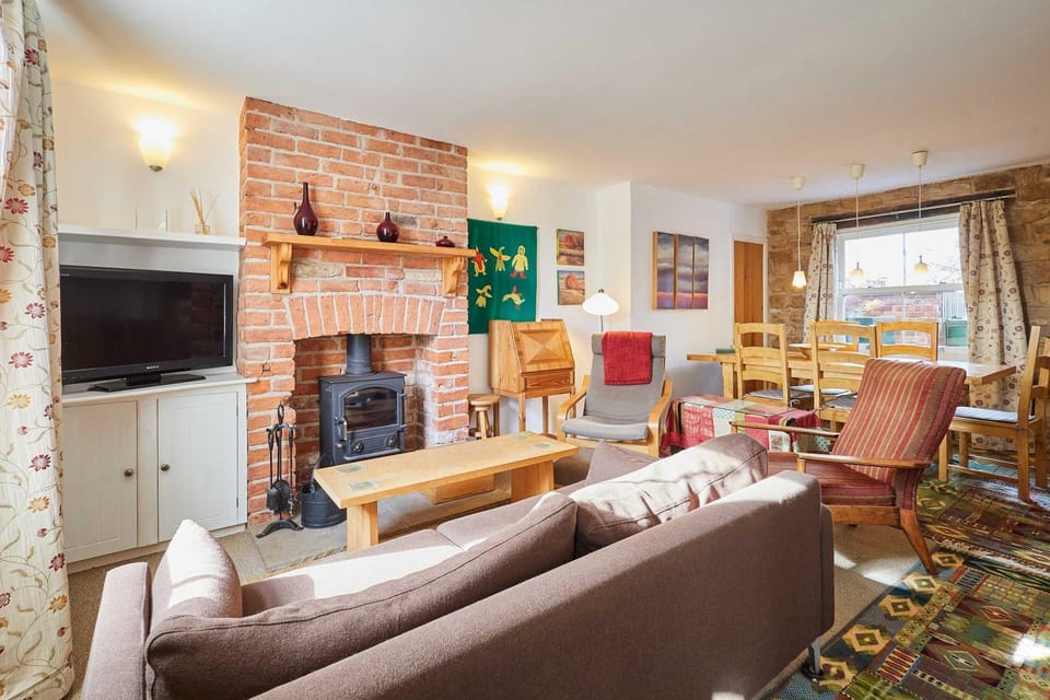 TV and multimedia, Living room, Seating area