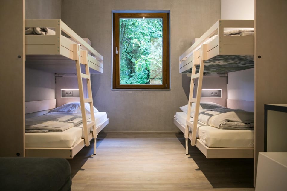 Photo of the whole room, Bedroom, bunk bed