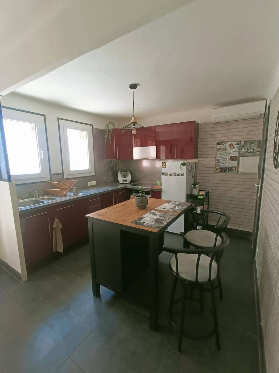 Kitchen or kitchenette, stove