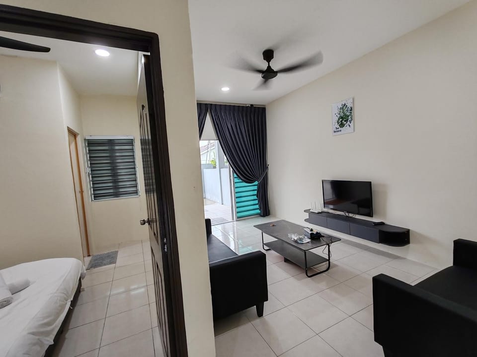 TV and multimedia, Living room, air conditioner