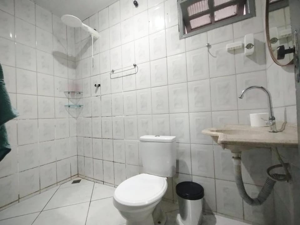Shower, Bathroom, towels