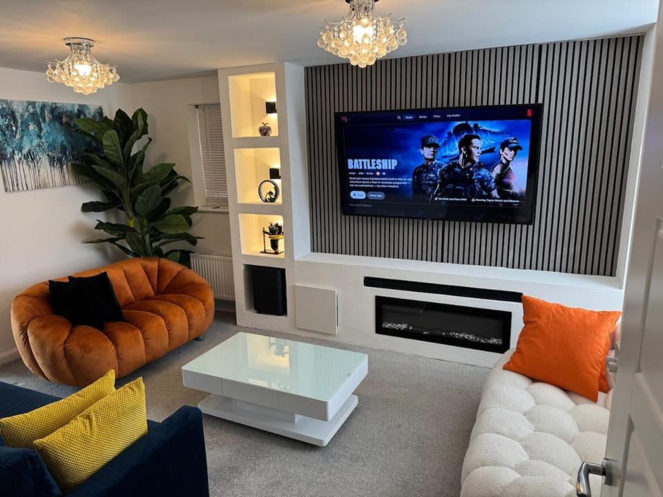 2 Private Contractor-Friendly Rooms Apartment in Wolverhampton