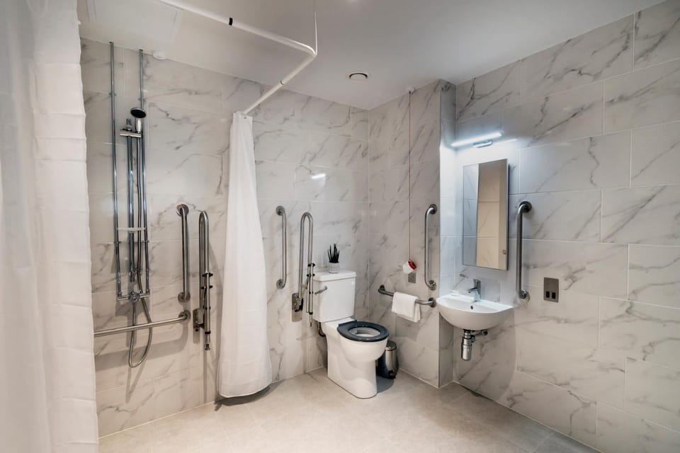 Shower, Toilet, Bathroom