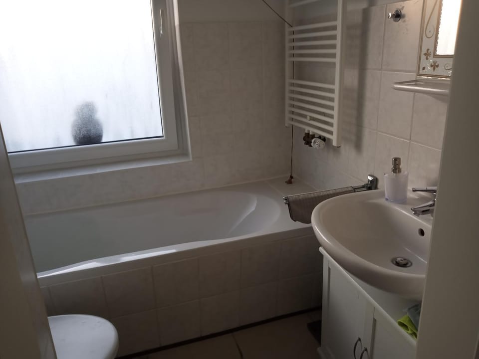 Bathroom, Bath