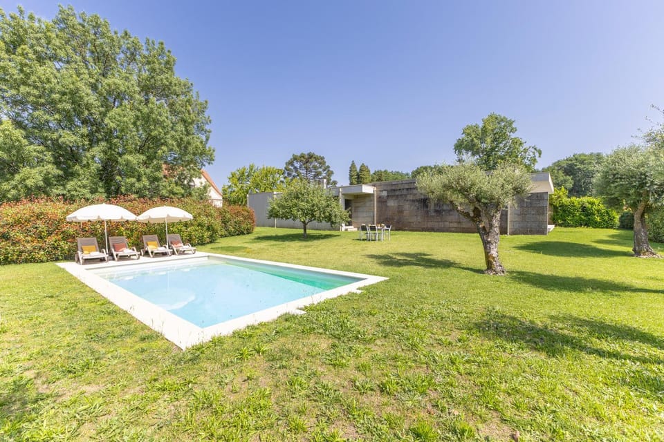 Garden, Swimming pool, sunbed
