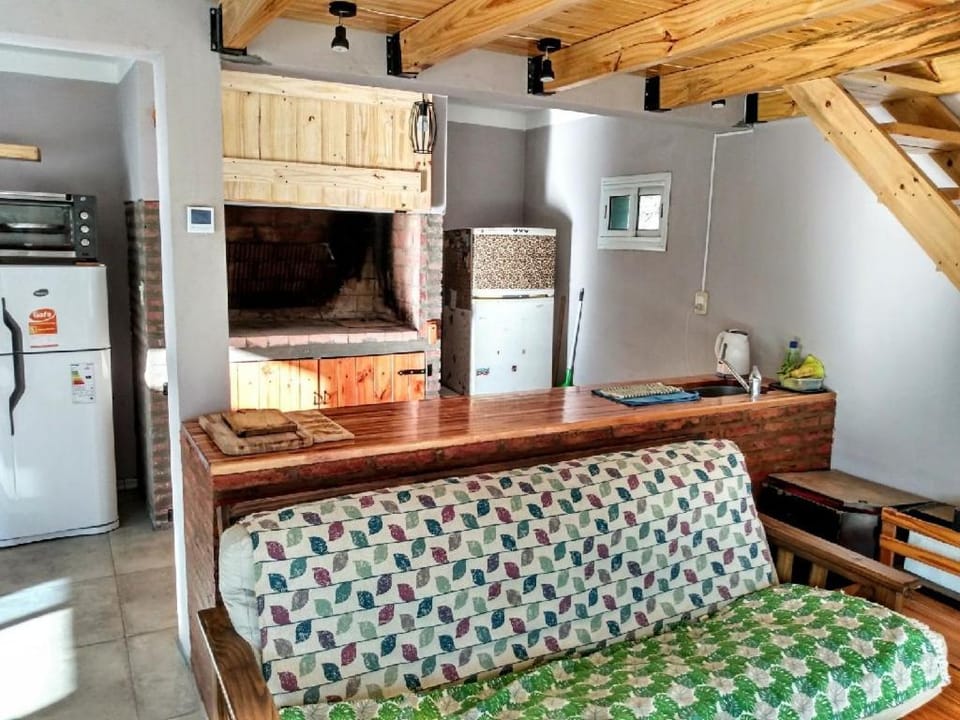 Ñandú Quincho House in Santa Rosa